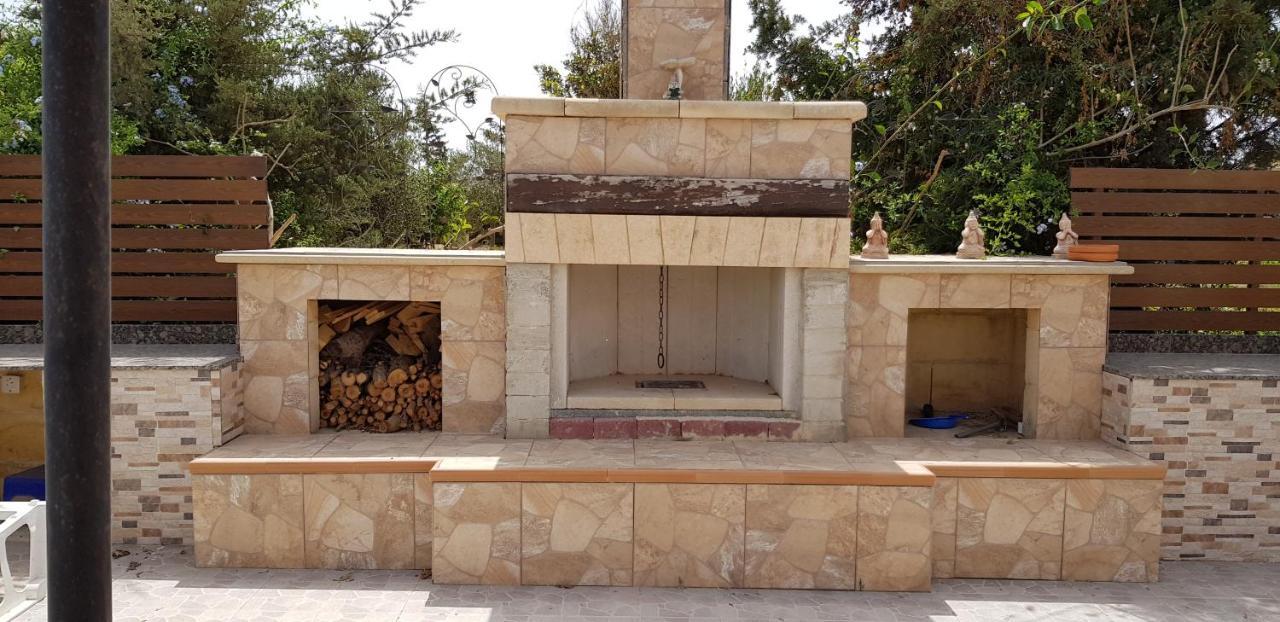 Auberge De Provence Vendégház Siggiewi Kültér fotó