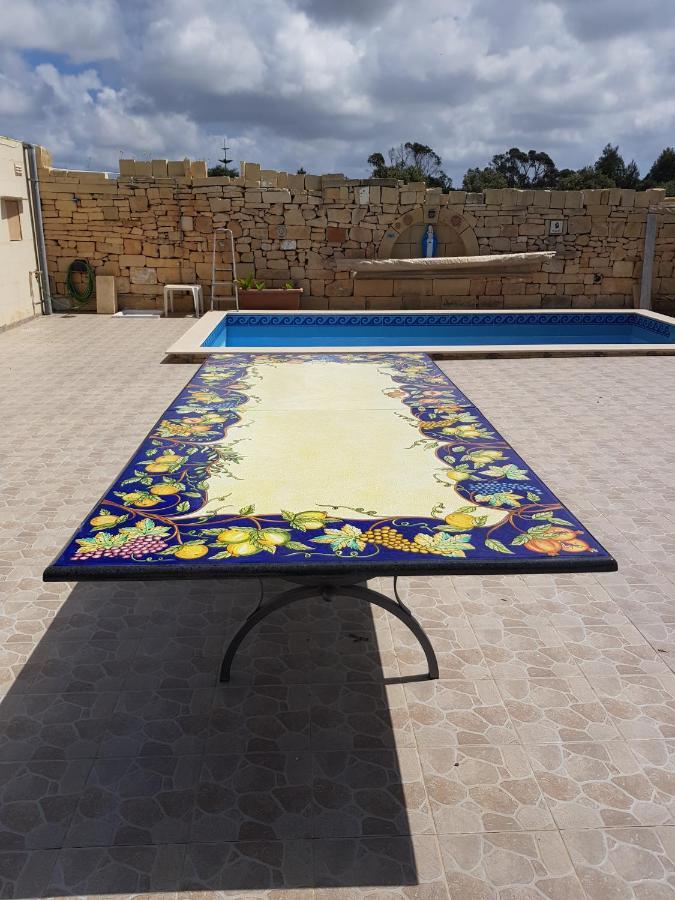 Auberge De Provence Vendégház Siggiewi Kültér fotó